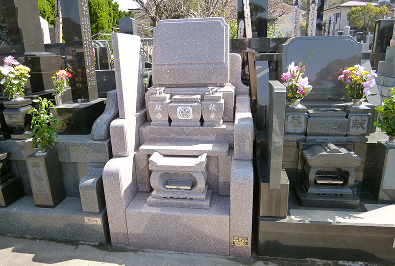 洋形墓石の事例
